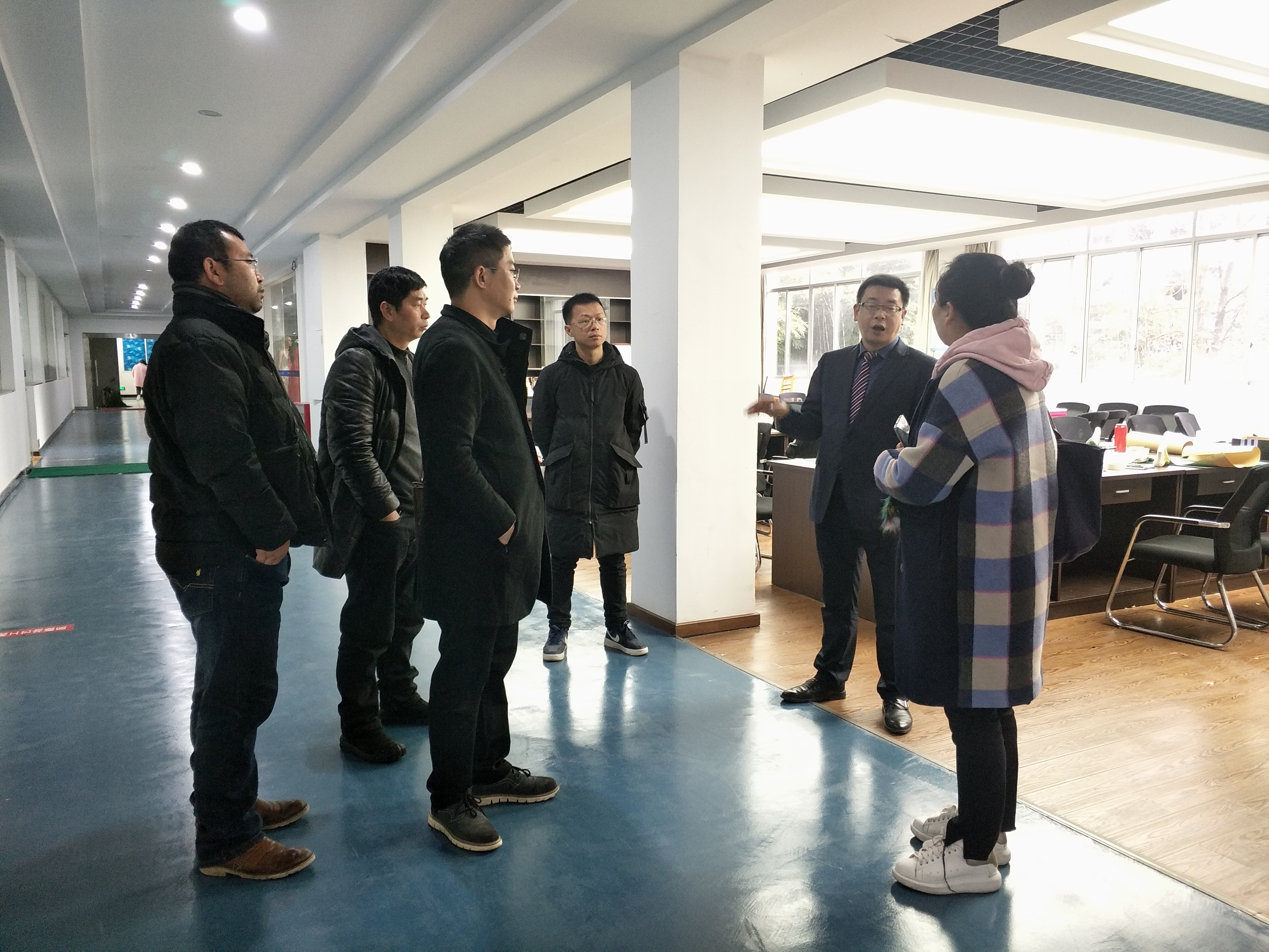 长江师范学院美术学院来我系进行交流考察