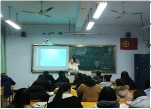 “学习防恐防暴知识  提高安全防范意识”主题班会