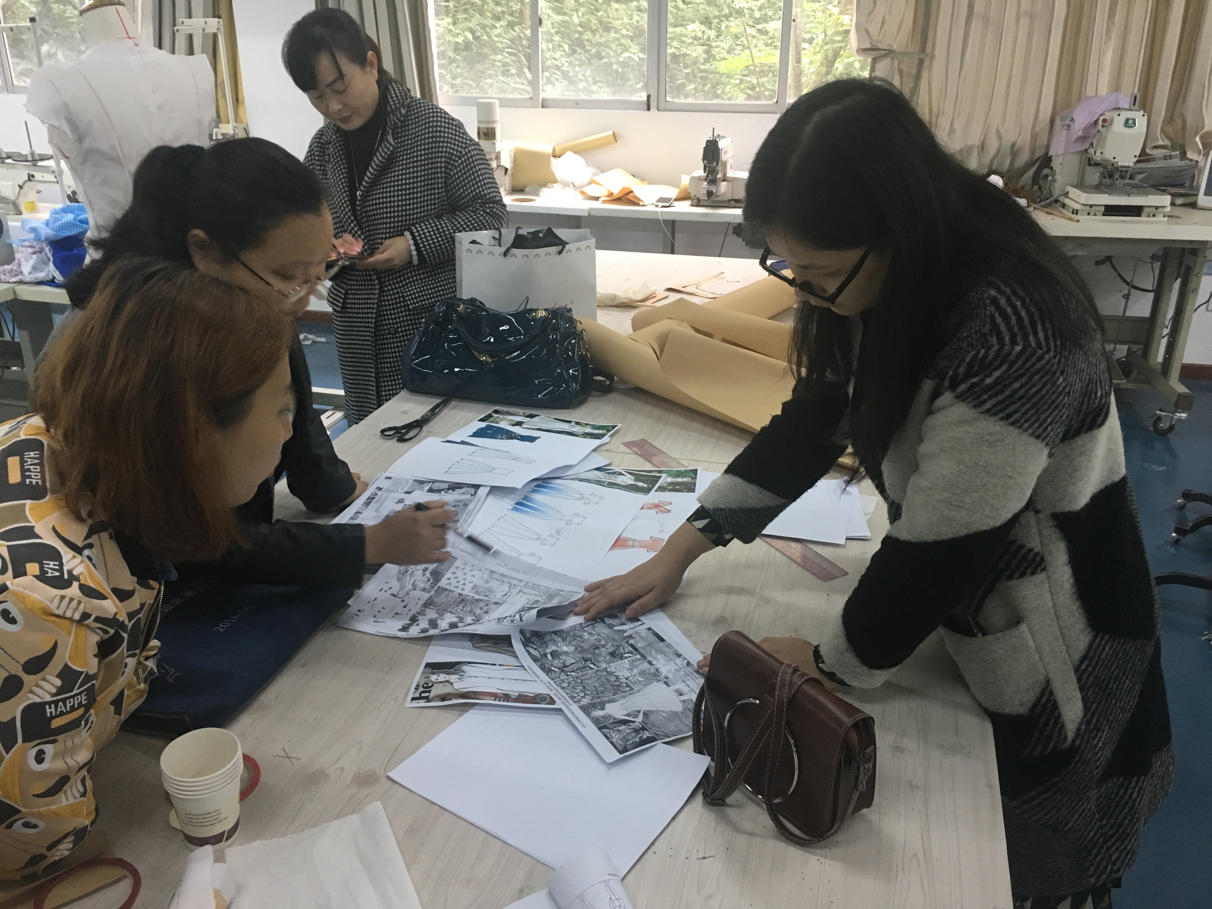 酉阳职教中心师生在我系进行市赛前强化培训
